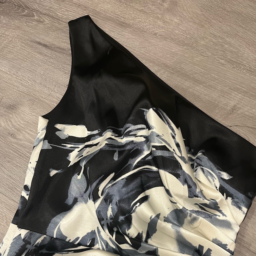 London Times One Shoulder Dress - Picture 3 of 10